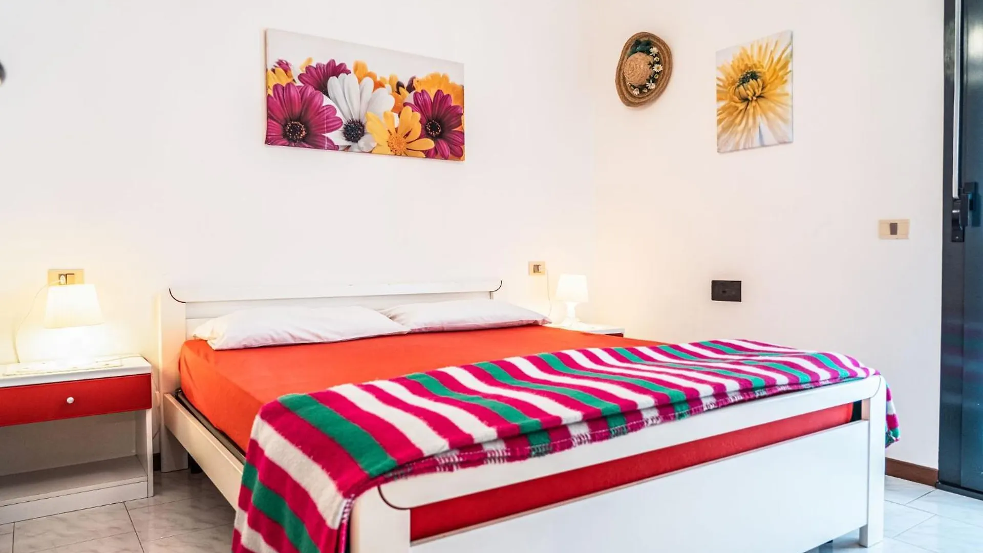 Comfy Apartment By The Sea In Bibione Italy